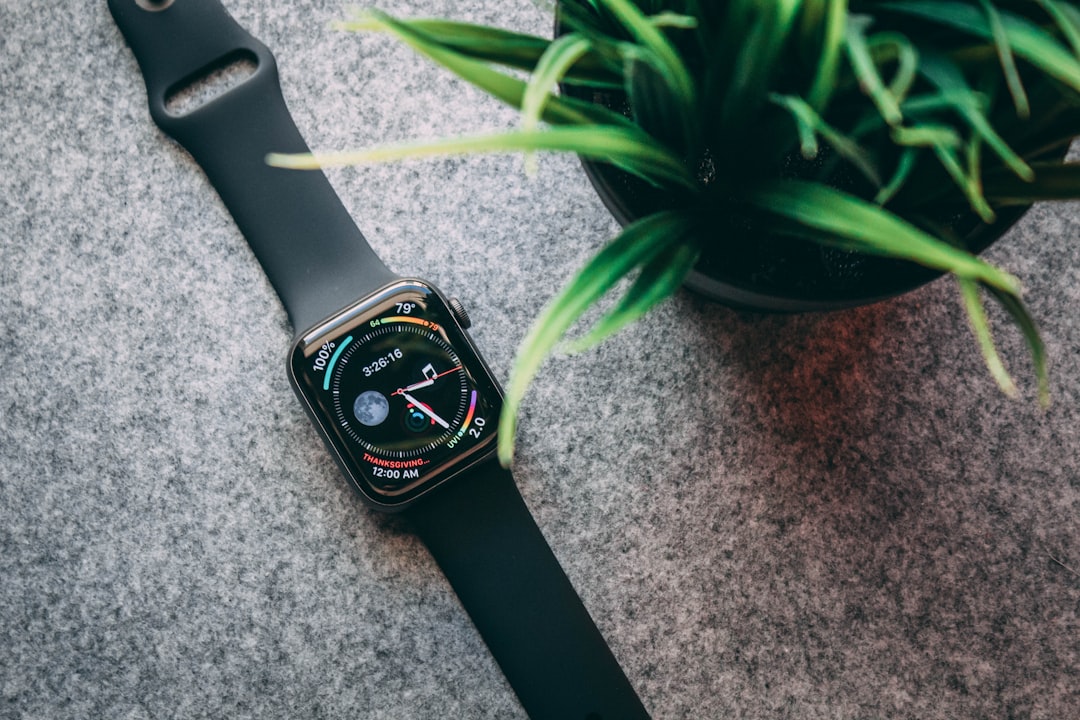 Zelf de batterij van je horloge vervangen: zo werkt het